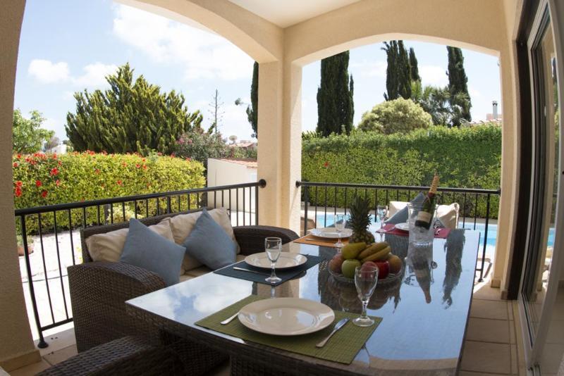 Bungalow Mikaella By Ezoria Villas คอรัลเบย์ ภายนอก รูปภาพ
